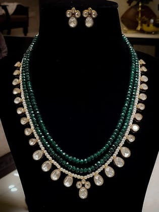 10" long two emerald string one pearl string with kundan tukdies necklace set