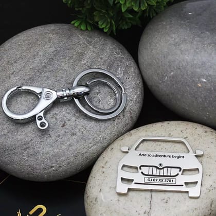 Skoda Octavia Keychain-Front View / Silver