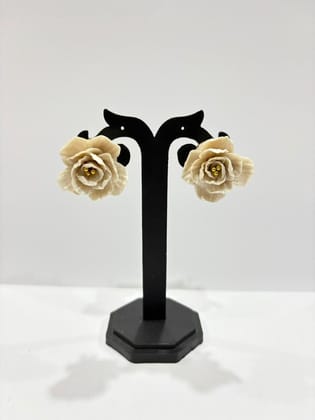PEARL FLOWER EARRINGS PEARL FLOWER EARRINGS