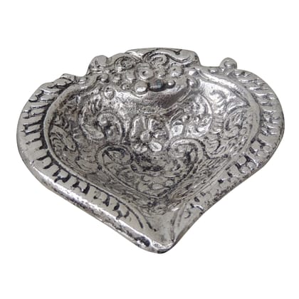 Aluminium Heart Shape Deepak Oil Lamp for Decorative Lighting, Height : 0.5 Inch (ASMAS268 H)