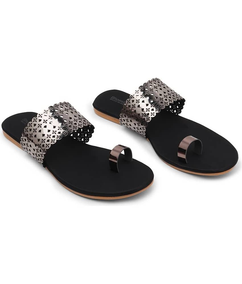 Shoestail Gray Flats