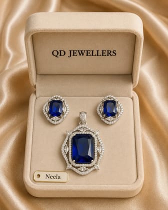 Neela Pendant Set Neela Pendant Set