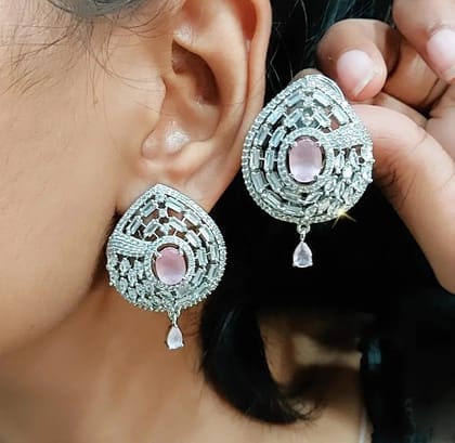 Lucy Deltoid Earrings-Pink