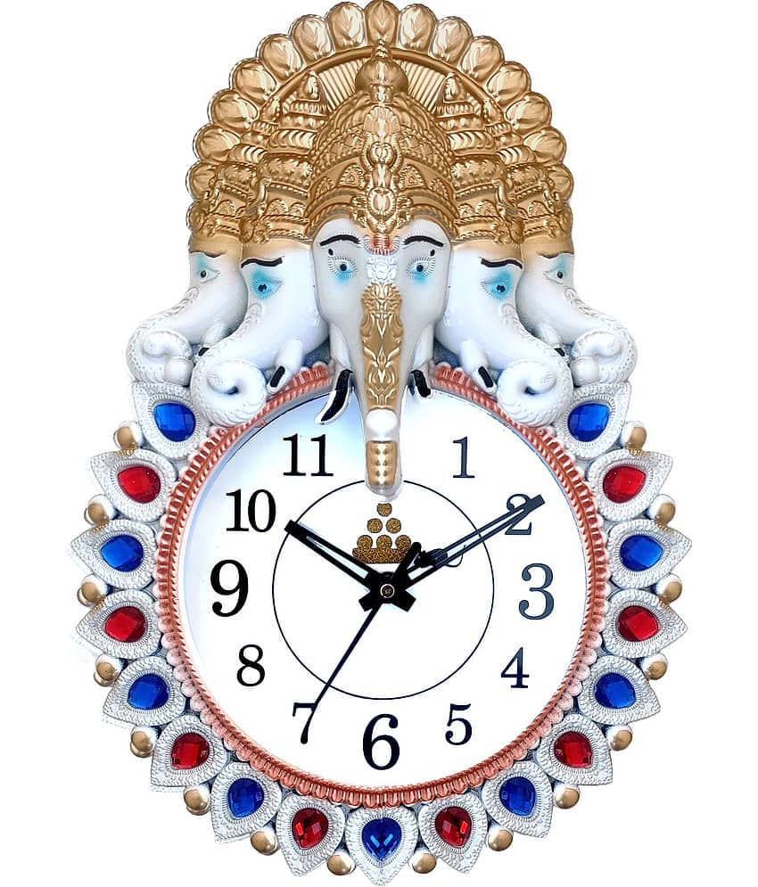 GrabBasket Assymetric Analog Wall Clock