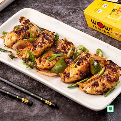 Chatpata Paneer Chilli Momo