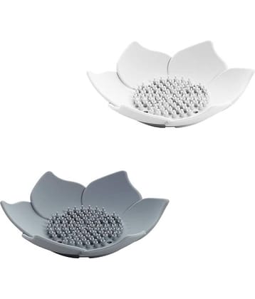 BLUE HOME AND KITCHEN Lotus Shape Silicon Soap Dish Self Draining (Pack of 2)