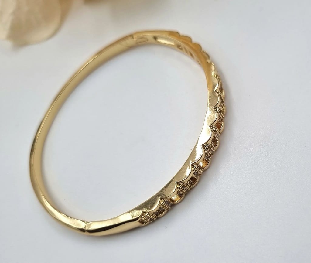 "Radiant Elegance: CZ Stone Bangle Bracelet"