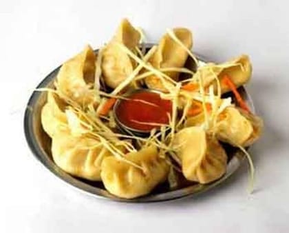 Paneer Momos In Chilly Sauce