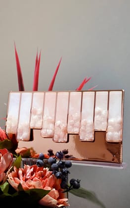 High-Low Pink Stones : Clutch-Standard