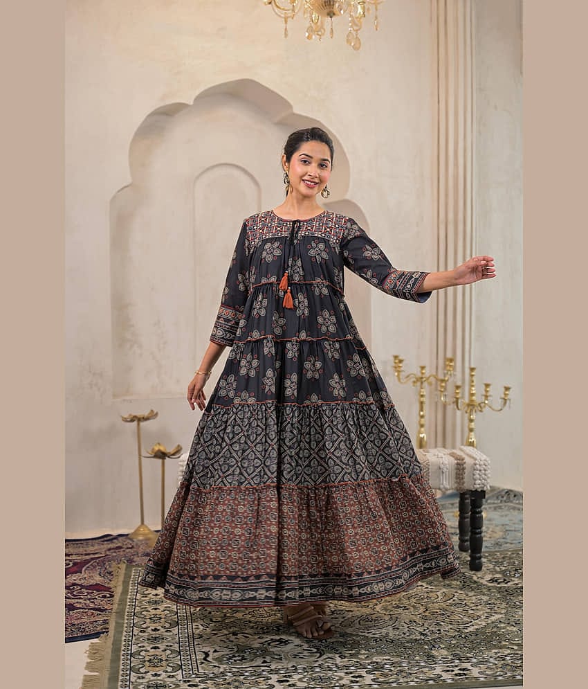 Juniper Women Polyester Fit & Flare Dress ( Black )