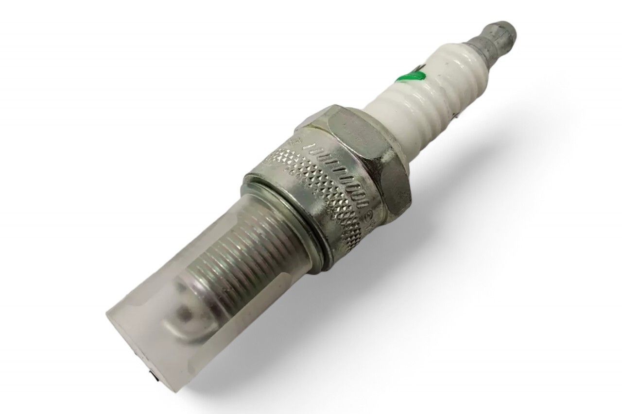Champion Spark Plug AV350920