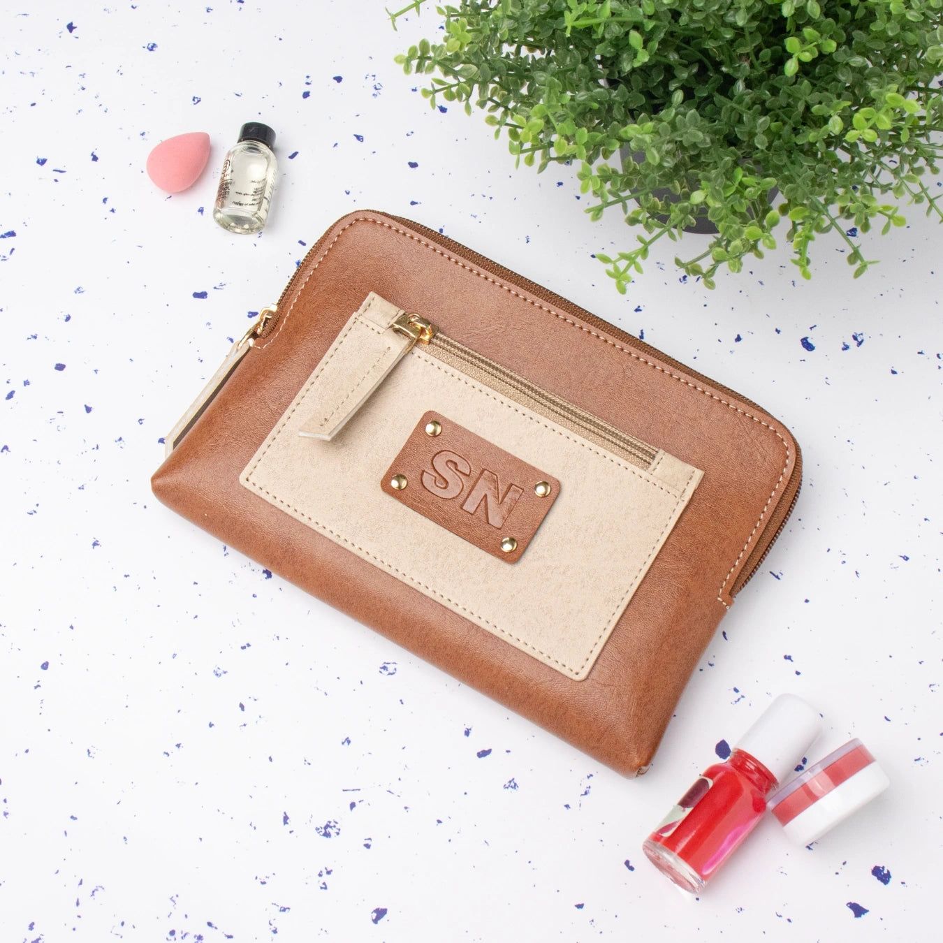 PERSONALISED UTILITY POUCH INITIALS - TAN-Tan