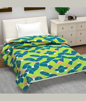 DIVINE CASA Single Polyester Green Geometrical Dohar