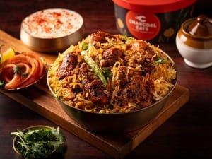Ustaadi Hyderabadi Chicken Biryani (Boneless, Serves 4)