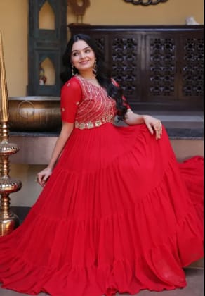 Beautifull Elise Eligants Big Flaird Gown Outfits Beautifull Elise Eligants Big Flaird Gown Outfits