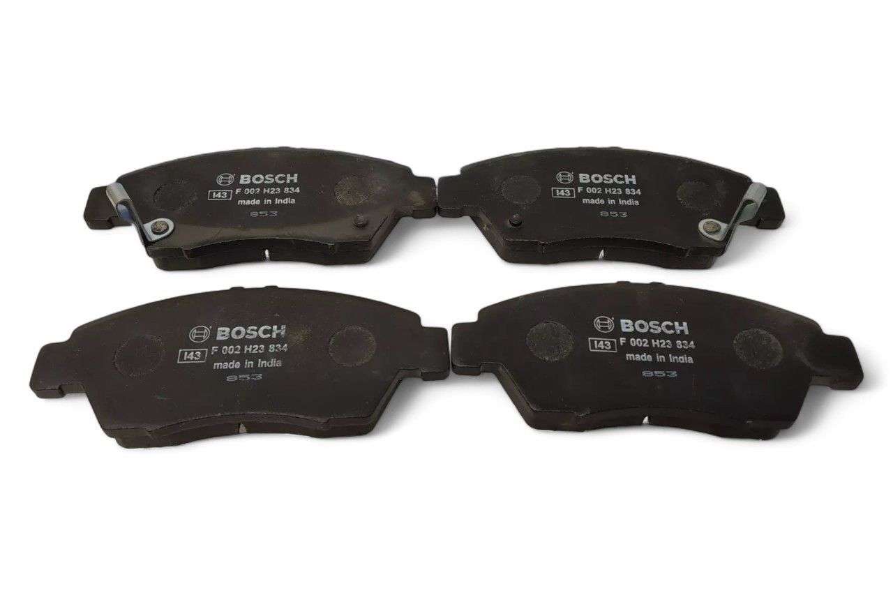 Bosch Front Brake Pad Set AV676249