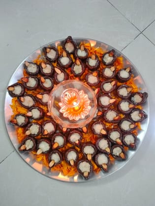 Aaswad Caterers Khajur Dive (250g) | Festive Gifting and Celebrations