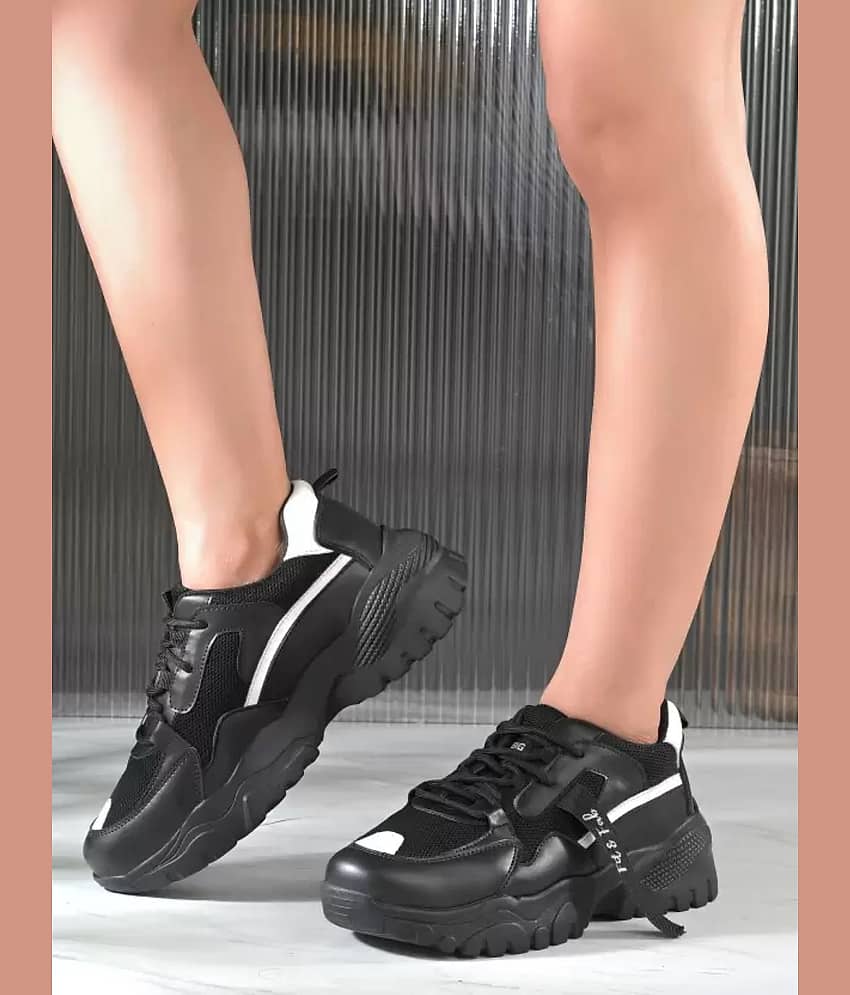 Big Fox Black Women's Sneakers