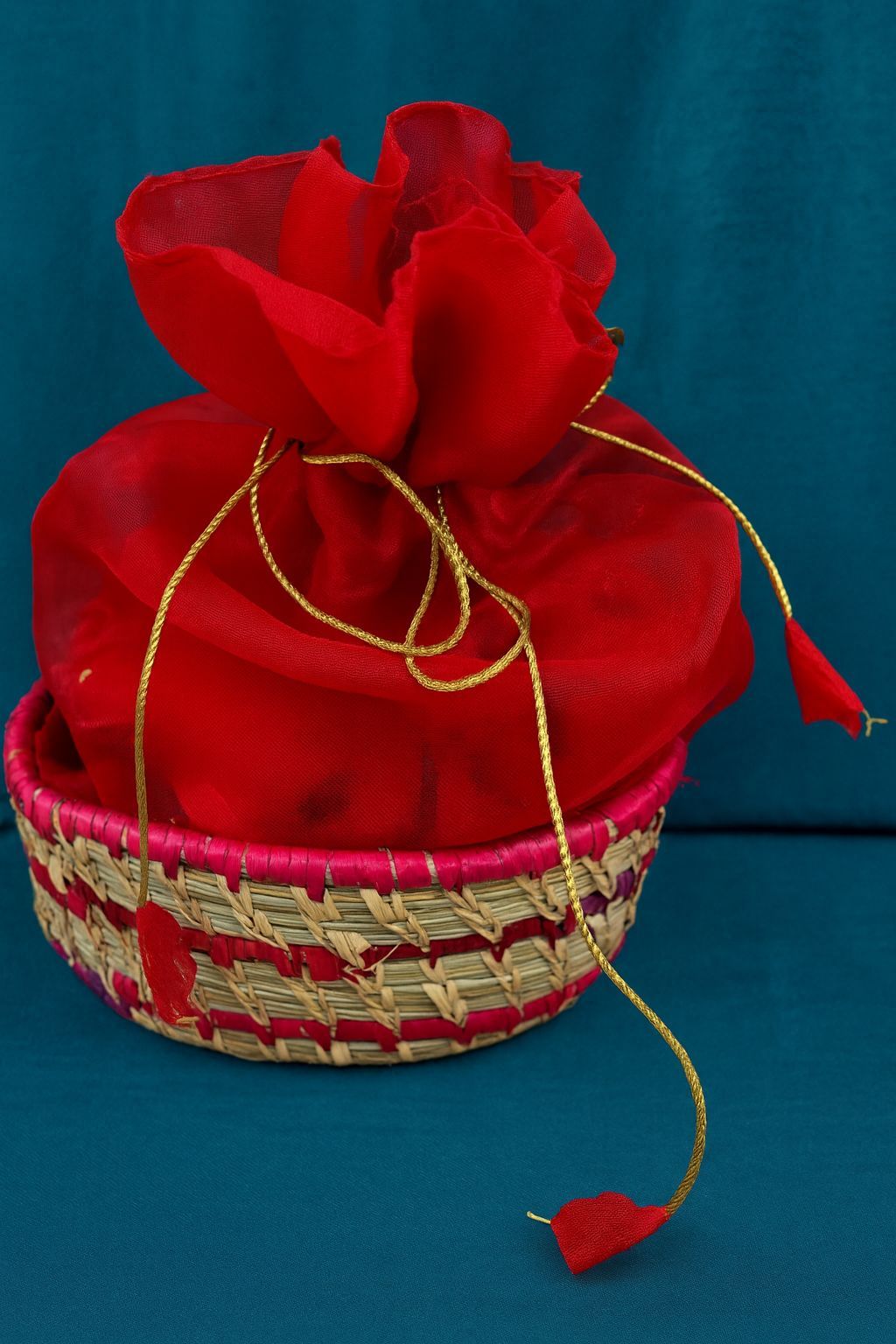 Tiger Grass Designed Gift Basket with Red Fabric Pouch