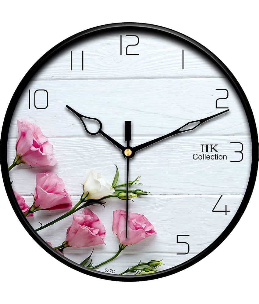 IIK COLLECTION - Circular Analog Wall Clock
