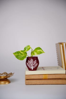 Tisser Brown small, handcrafted terracotta pot decorated with traditional Warli art – Premium Handcrafted Eco-Friendly Product Tisser Brown small, handcrafted terracotta pot decorated with traditional Warli art – Premium Handcrafted Eco-Friendly Product