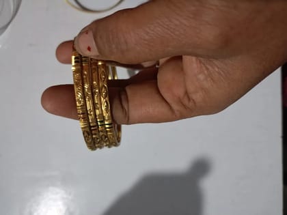 Exquisite Bangles Enhance Your Style