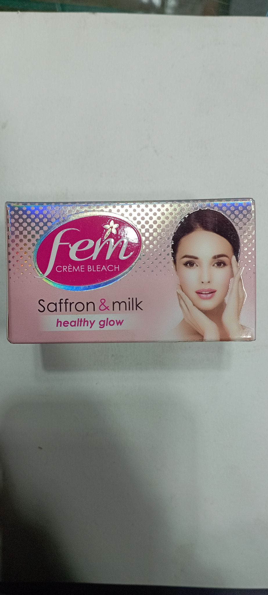 Fem cream bleach saffron & milk healthy glow in 15mins 40g