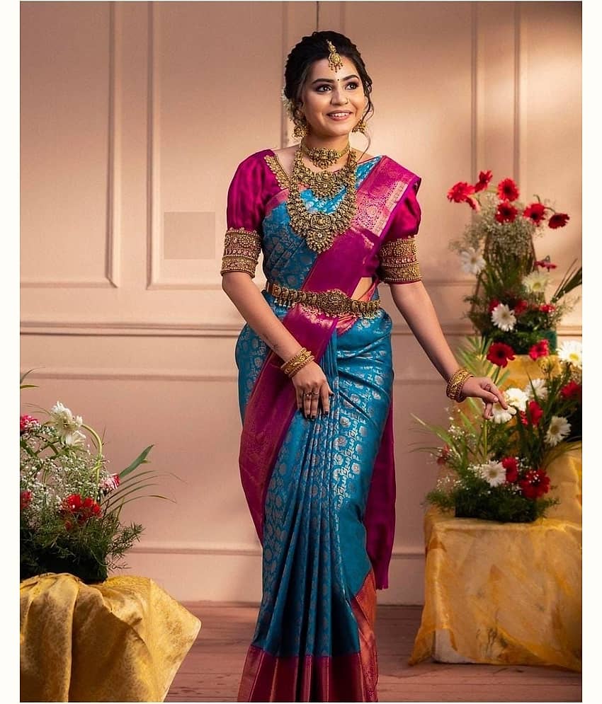 Pheasant Jacquard Woven Banarasi saree With Unstitched Blouse Piece ( Blue )