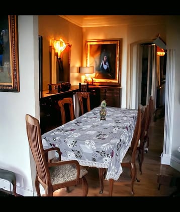 CreadCraft Printed PVC 4 Seater Rectangle Table Cover ( 150 x 105 ) cm Pack of 1 Multi