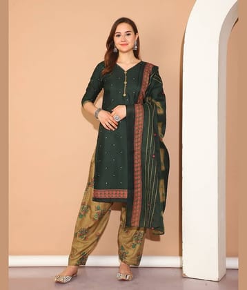 Rajnandini Women Cotton Blend Printed Straight Kurti With Patiala Salwar ( Green )