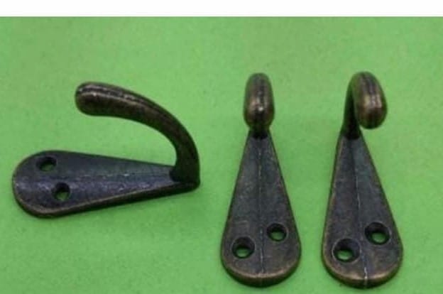 Brand Zero Antique J - Hooks