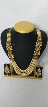 Elegant Gold Plated Necklace Set