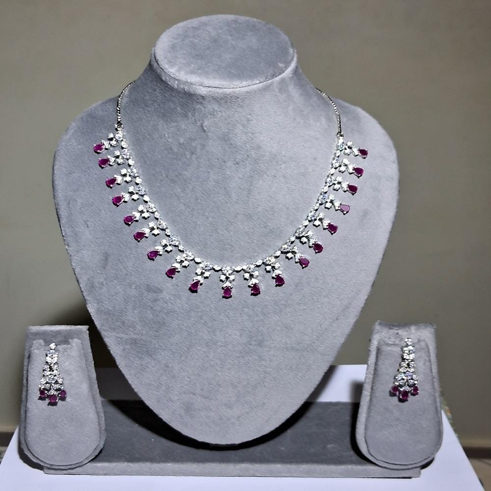 NECKLACE AD