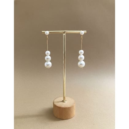 Earrings Three-Tier Graduating Pearl 