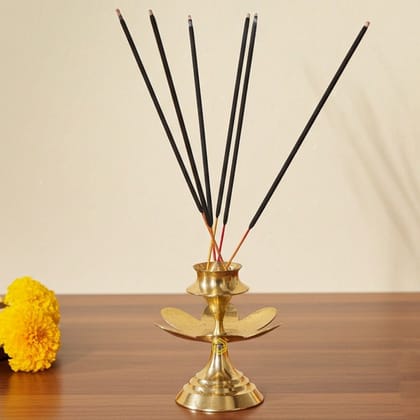 Brass Kamal Patta Agarbatti Stand No. 7, Height : 2.6 Inch (ZMAS147 E)