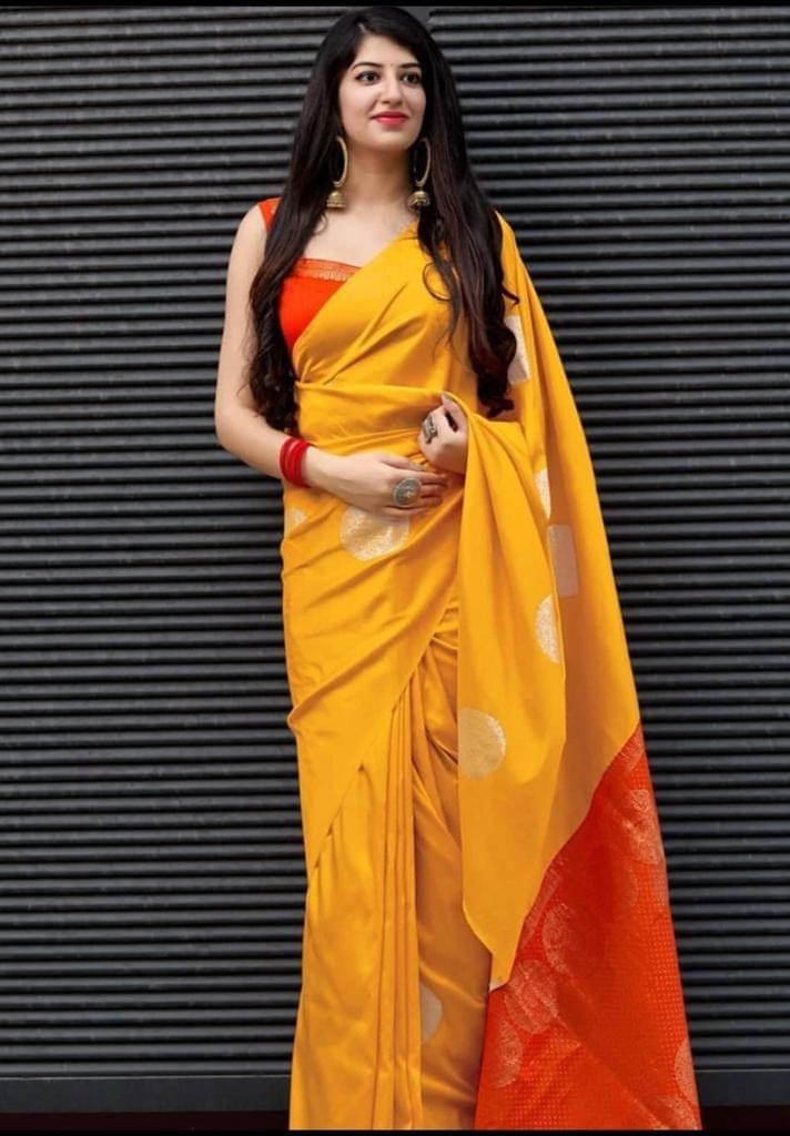 Zari Work Silk Saree With Blouse Piece