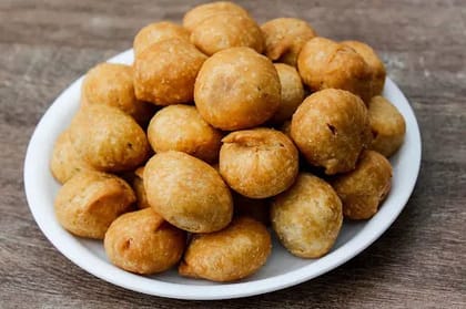 Cocktail Kachori