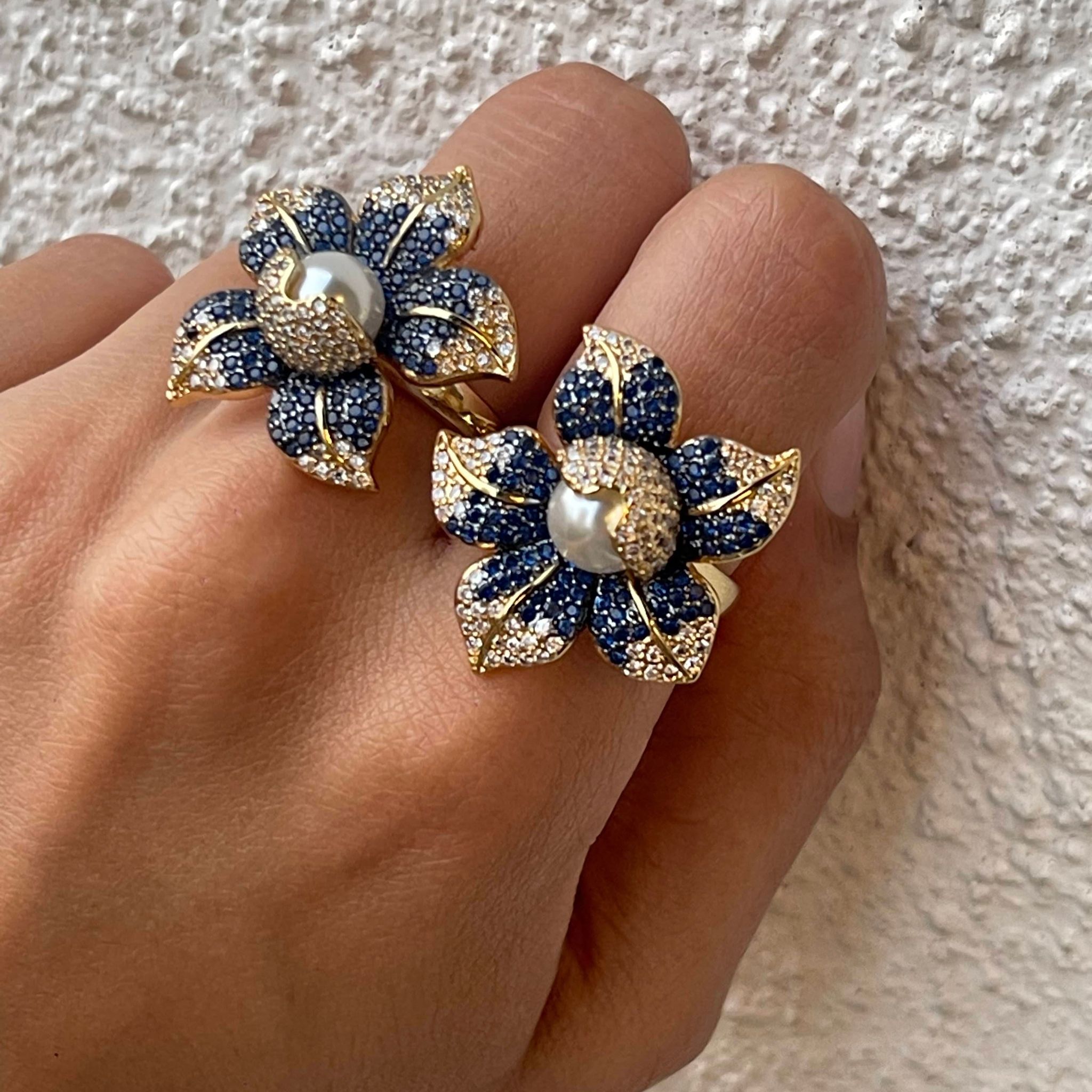 The Flower Power Ring