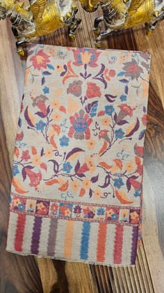 Royal Kanihama Shawl-168x86 cm