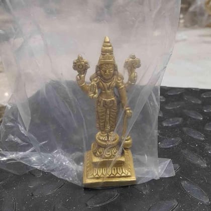 Brass Vishnu Murti Narayan Idol - 4.5 Inch Height Brass Vishnu Murti Narayan Idol - 4.5 Inch Height