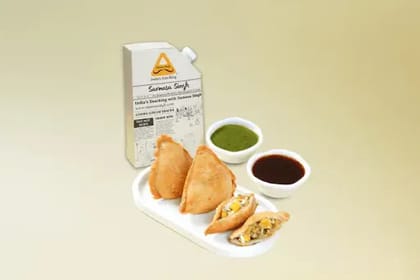 Cheese Corn Samosa(2pcs) & Chai Flask