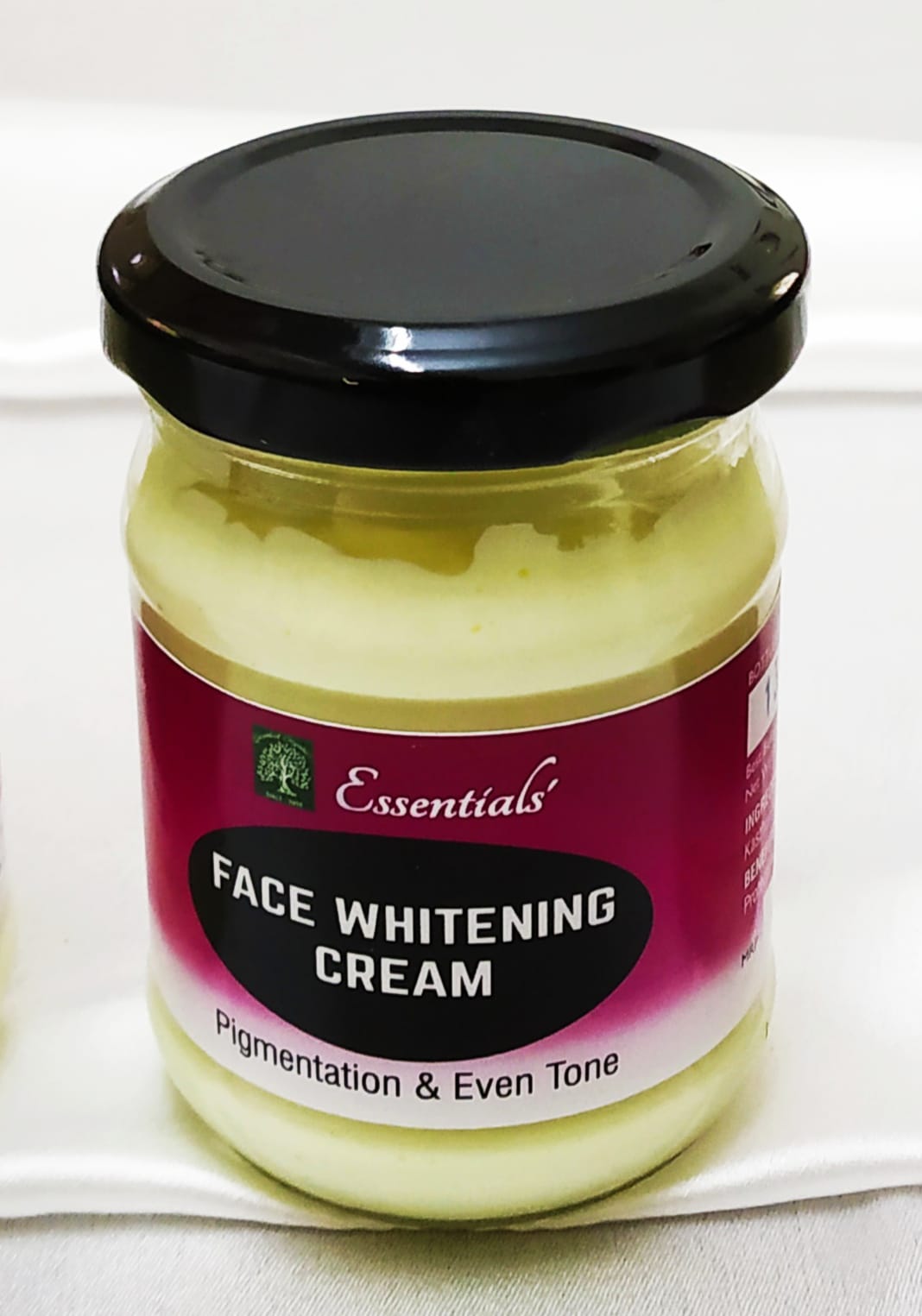 Essentials  Face Whitening Cream 100 Gms