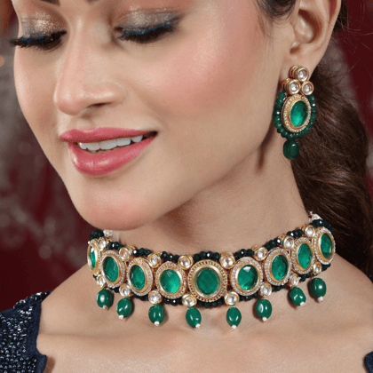 Brass and Emerald Choker Jewellery Set & Girls (Gold)