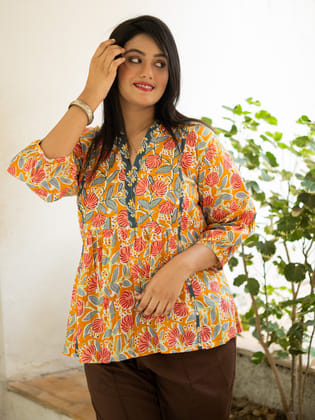 Yellow floral printed top-L