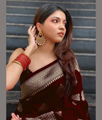 Vastukala Art Silk Woven Saree With Unstitched Blouse Piece ( Maroon )