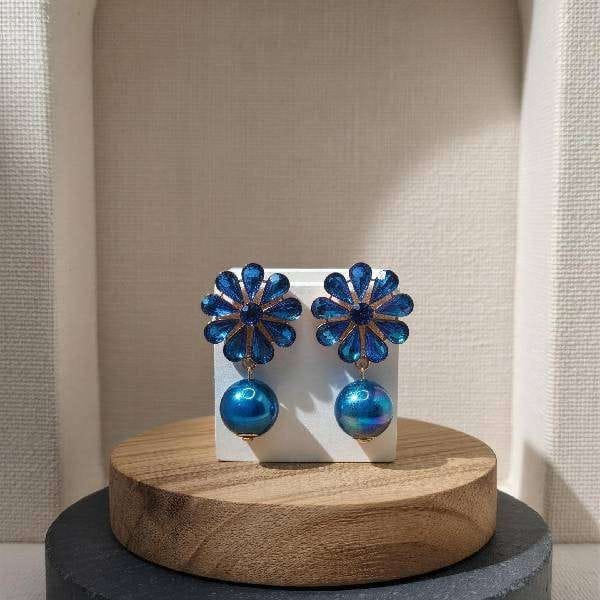 modern piece for trendy women