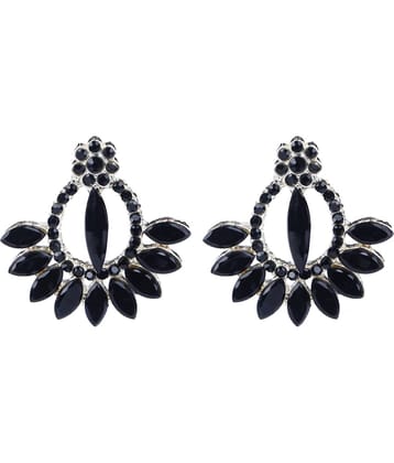 PUJVI - Black Hoops Earrings ( Pack of 1 )