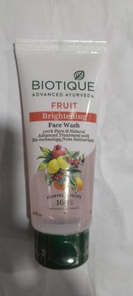 Biotique Advanced ayurveda Fruit Brightening Face wash 
