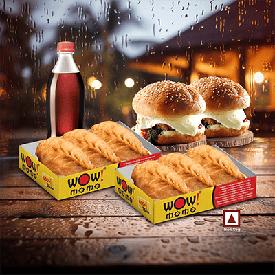 Chicken Himalayan Fried Momo 6Pc +Chk Moburg 2Pc +One250ml Soft Drinks