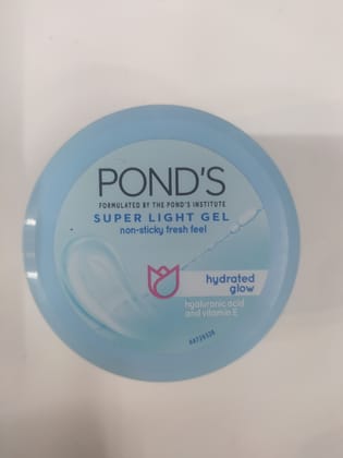 Pond's Super light gel Hydrated Glow